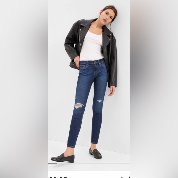 NWT size 29 Gap Mid Rise Skinny Short Jeans - Picture 1 of 5